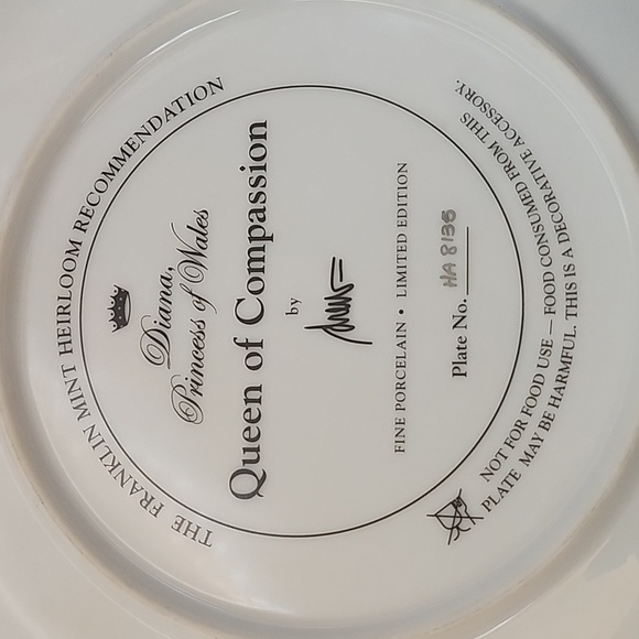 Franklin Mint Princess Diana Limited Edition Collector's Plates Set of 3 - Picture 7 of 10